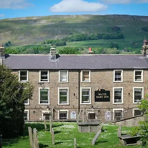 The White Hart Inn, Хоус